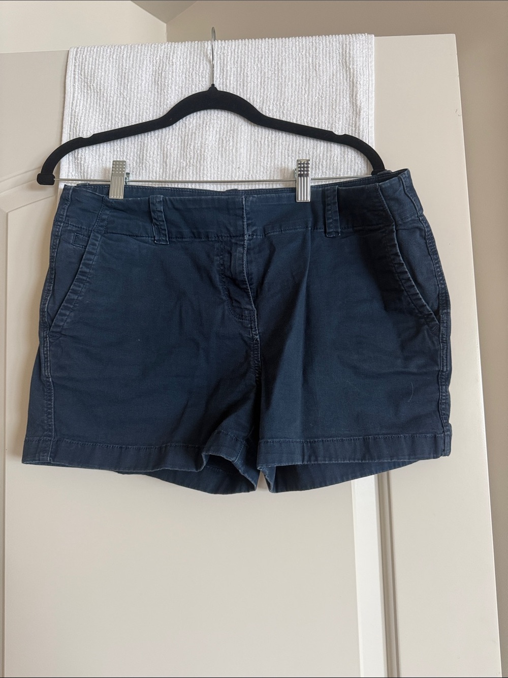 Vineyard Vines Navy Women's Cotton Shorts